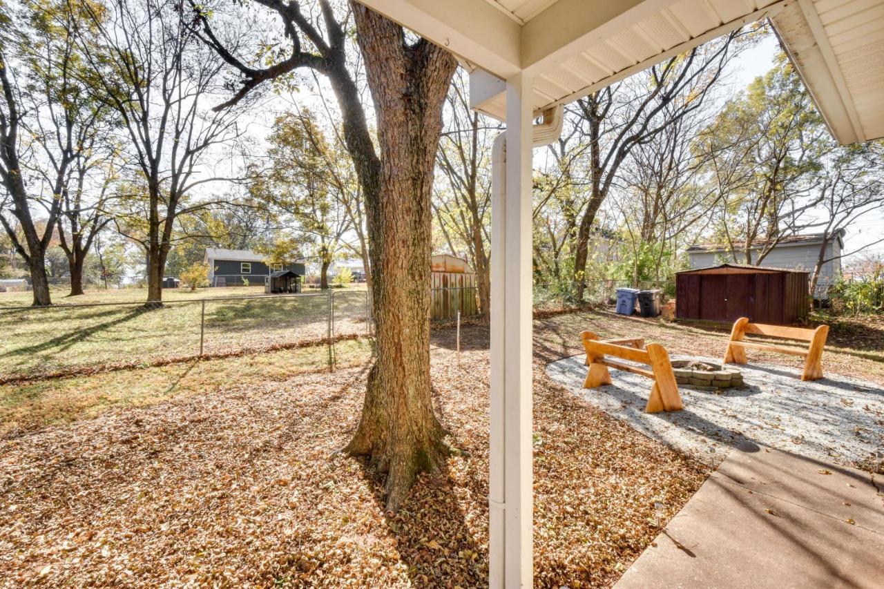 Tranquil Travelers Rest Home With Fire Pit! Εξωτερικό φωτογραφία